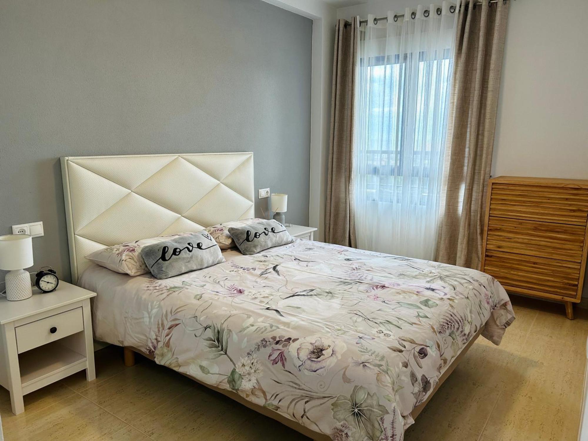 Apartamento Hermosa Glea Campoamor Bagian luar foto